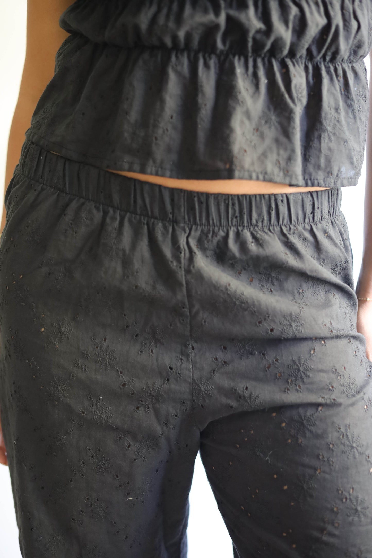 Black Rokama Top