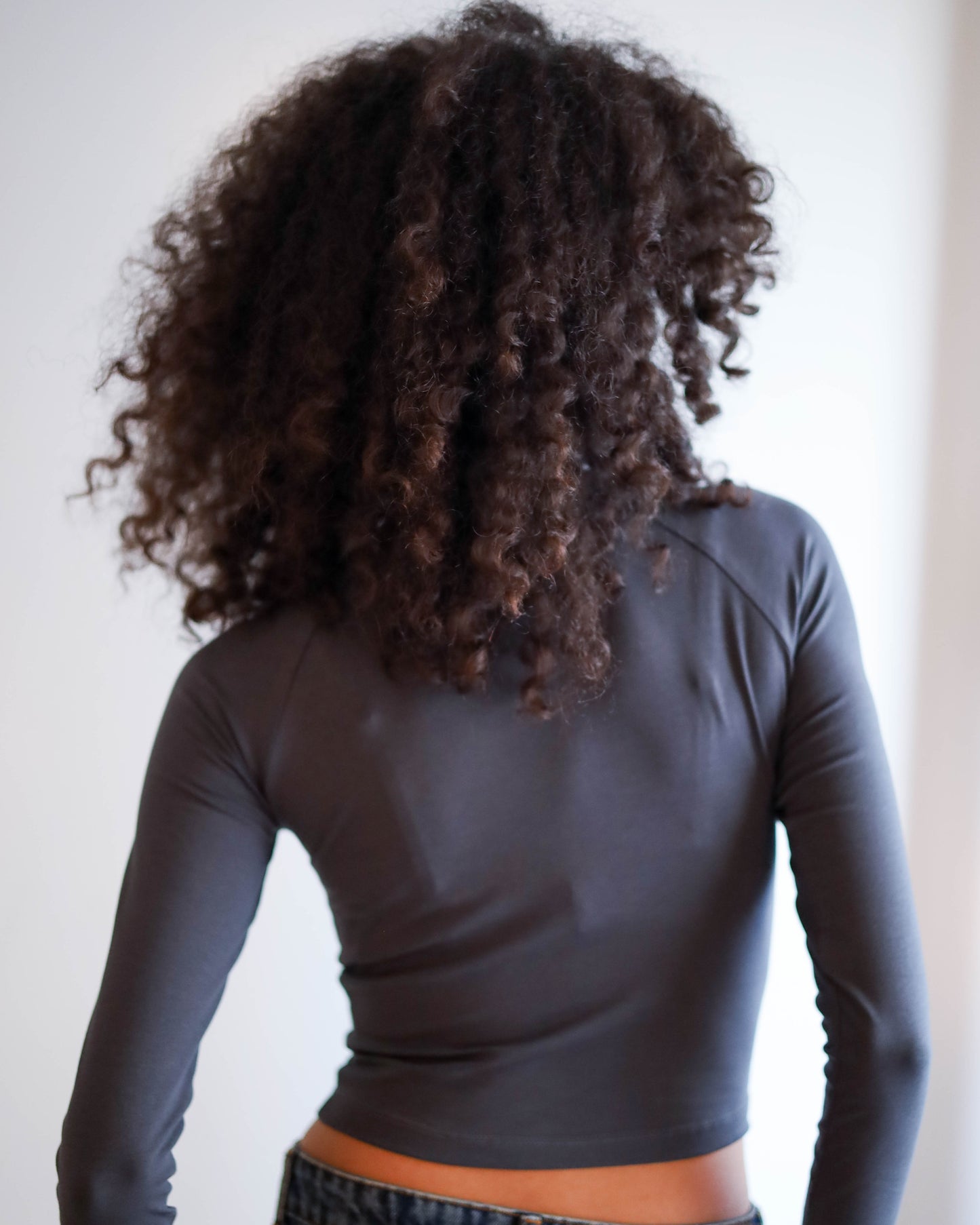 V Shape Long Sleeve Top (Charcoal Grey Cropped)