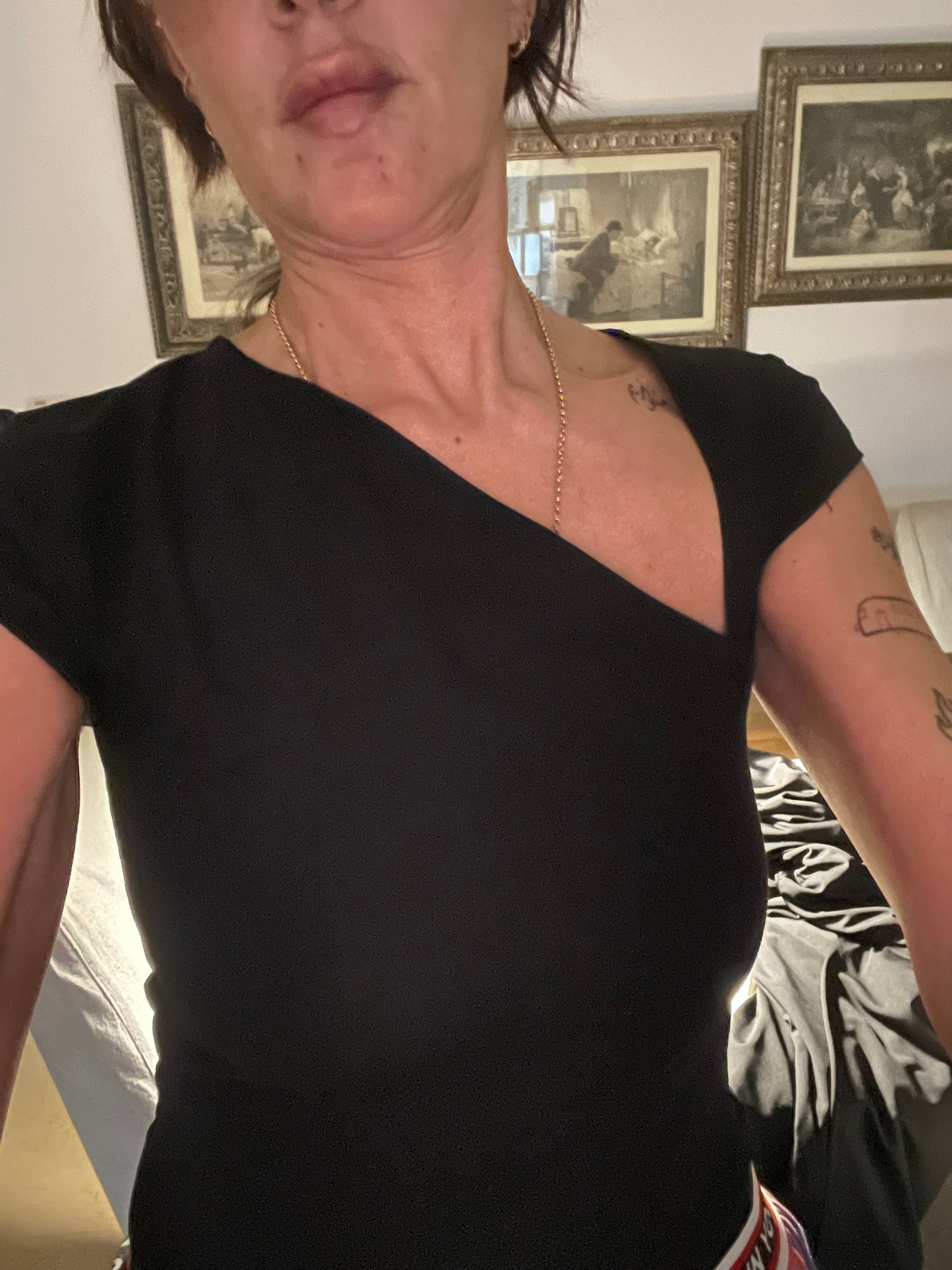 Black Essential Bodysuit Side V Shape QUARTER  SLEEVES BEST SELLING!!!