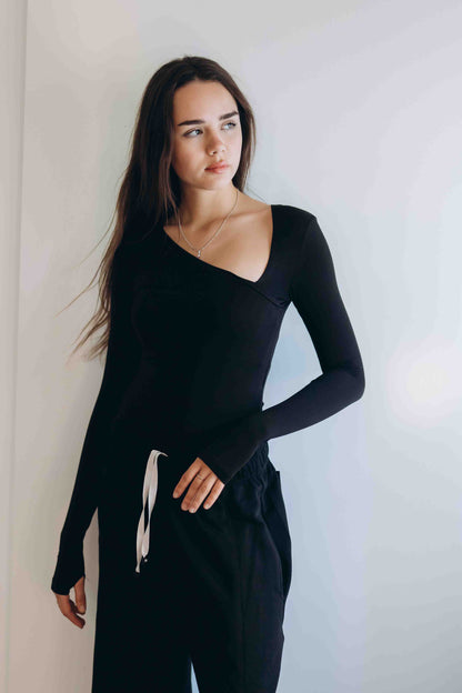 Black Essential Bodysuit Side V Shape (Restocked) Best Selling!!!
