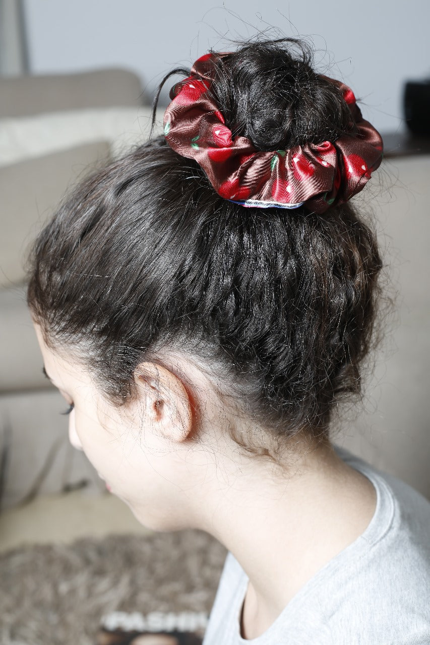 Scrunchy vibrant satin cherry
