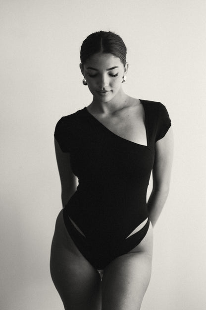 Black Essential Bodysuit Side V Shape Quarter Sleeves Best Selling!!!