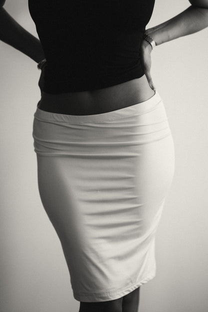 Black Sleevless Low Back Contour Top