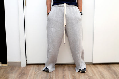 The light heather grey Unisex Sweatpants (Fleece)