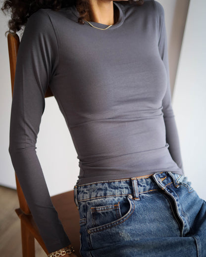 Contour Long Sleeve Top (Charcoal Grey)