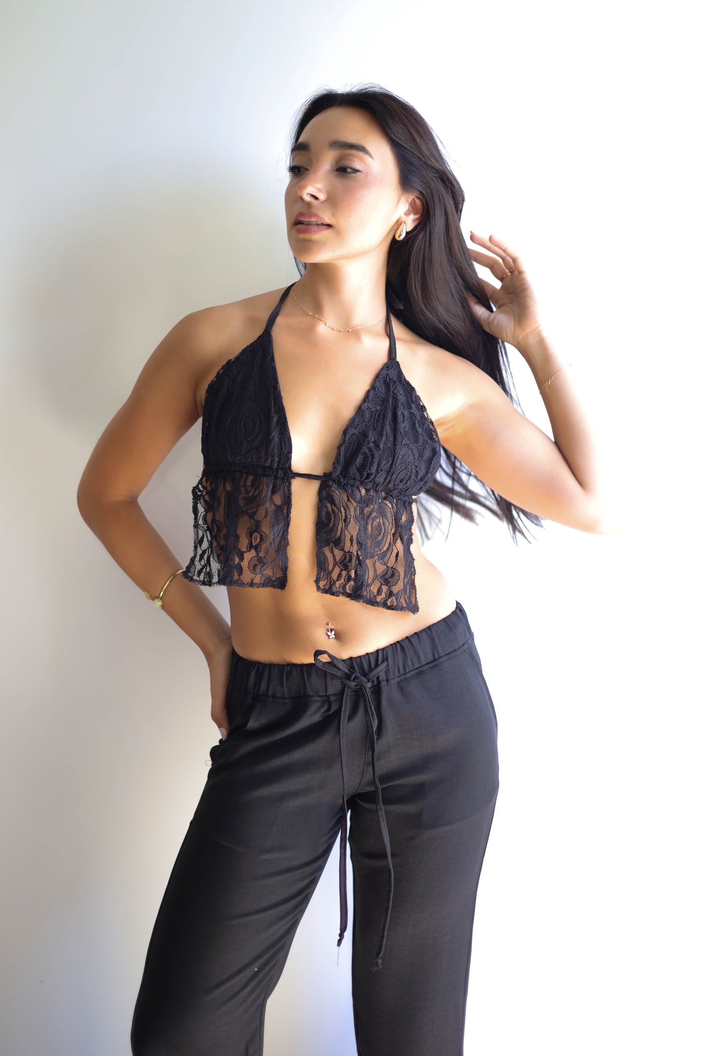 THE DANTELLE TOP
